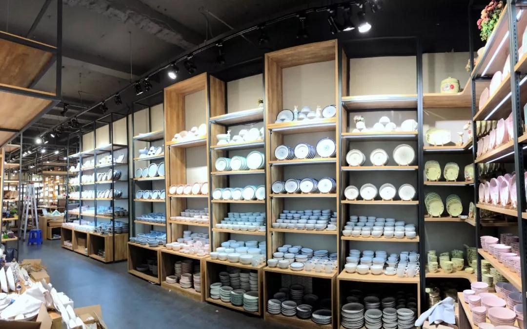 【沉磅新闻】扑克之星，沈阳南塔店形象店，“新装”亮相！